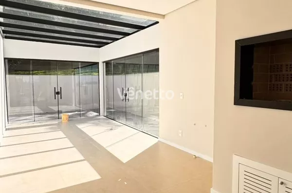 Casa à venda no bairro Femaçã, Veranópolis/RS. 