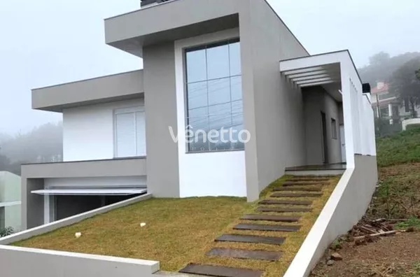 Casa à venda, bairro Femaçã, Veranópolis/RS. 