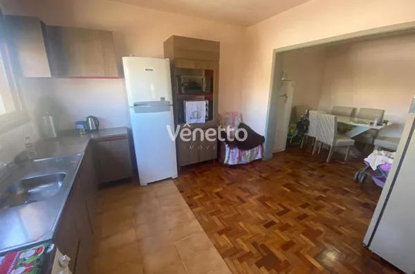 Apartamento à venda, bairro Palugana, Veranópolis/RS. 