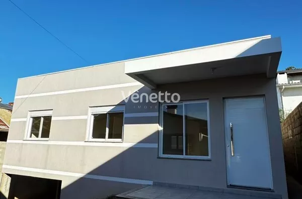 Casa à venda no bairro Valverde, Veranópolis/RS. 
