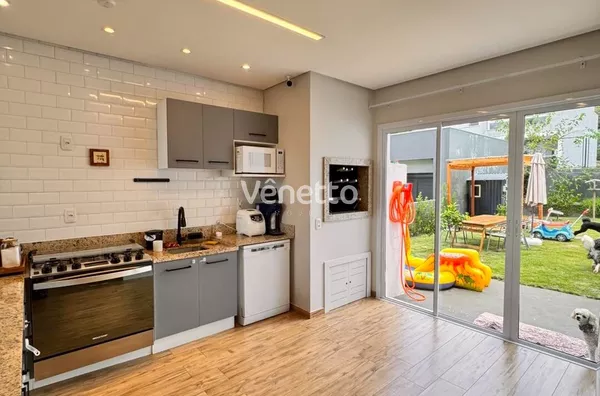 Casa à venda, bairro Femaçã, Veranópolis/RS. 