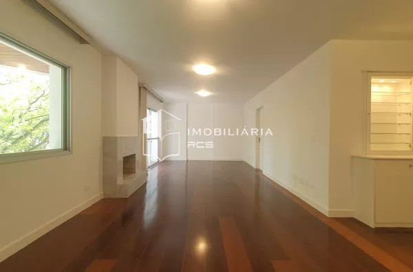 Vila Madalena: Ap 195m², 2 Suítes, Varanda Ampla e Piscina Aquecida