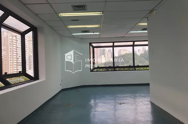 Salas Comerciais de 87m² na Av. Francisco Matarazzo – A 400m do Metrô Barra Funda