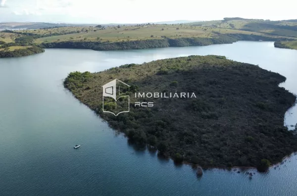 Ilha à venda, 170.000 m²  - Lago de Furnas - Capitólio - Capitólio/MG - Foto 1