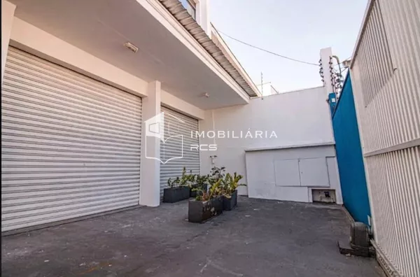 Galpão Comercial Amplo para Locação na Vila Leopoldina - 682m²