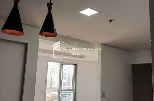 Sala Comercial de 40m² para Alugar em Frente ao Fórum Trabalhista | Av. Marquês de São Vicente