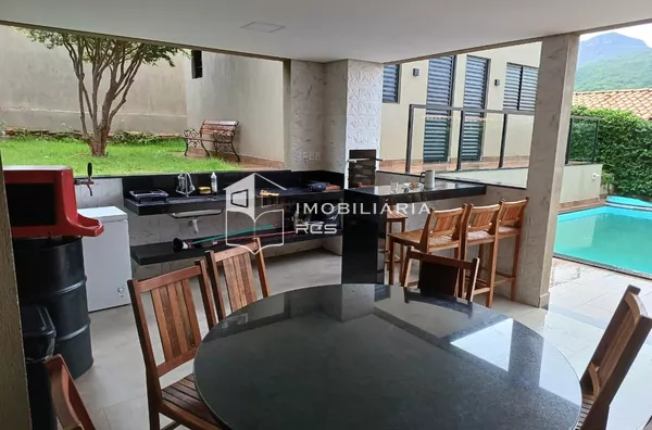 Casa recém reformada para venda,  Escarpas do Lago, Capitólio/MG - Foto 1