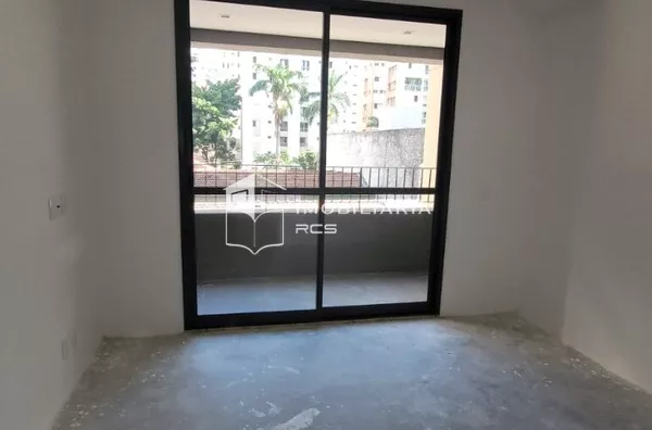 Studio Moderno para Locação em Pinheiros — A 5 Minutos do Metrô Fradique Coutinho | Pacote R$ 4.218/mês