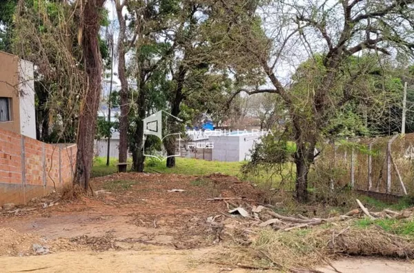 Terreno à venda, 300 m² - Centro - Capitólio/MG - Foto 1