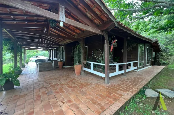 Chácara com Lago São Roque!