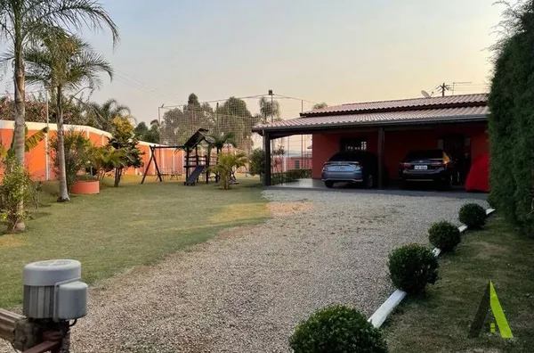 Chácara em Condomínio Fechado Porteira Fechada! 