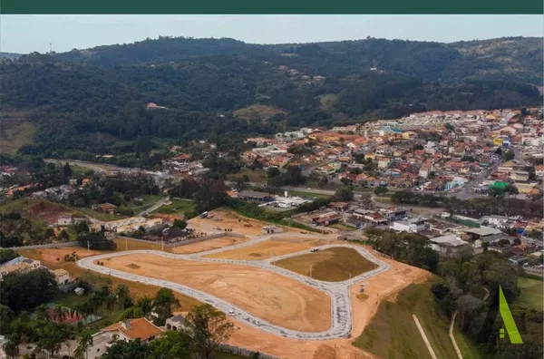 Terrenos em Condomínio Fechado de Alto Padrão em São Roque!