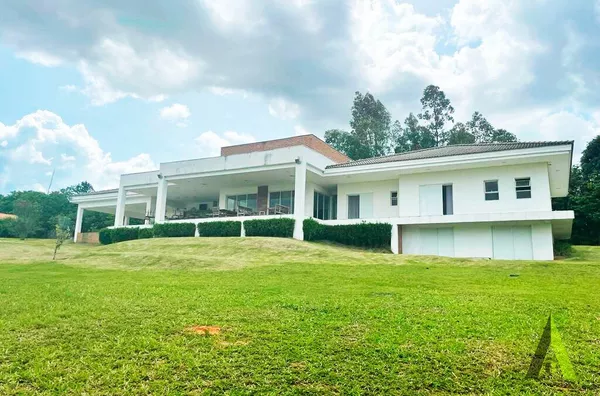 Haras em Condomínio Fechado de Alto Padrão em Sorocaba!