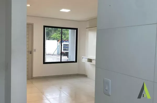 Casa em Condomínio Fechado em São Roque!