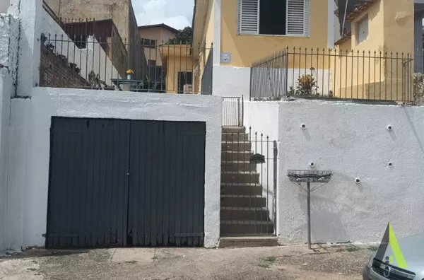 Casa Térrea Versátil em Localização Privilegiada de São Roque!