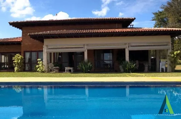 Sítio com 108 mil m² na beira da Represa em Mairinque! 