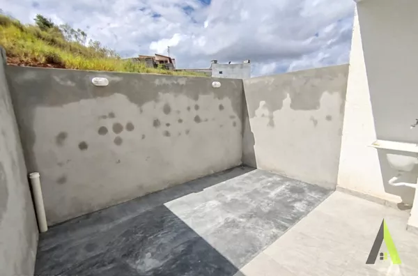 Sobrado em Condomínio Fechado em Mairinque! 