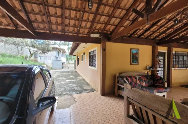 Chácara no Centro de Mairinque! 