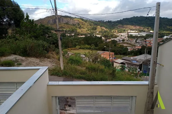 Casa nova em bairro próximo ao centro de São Roque!