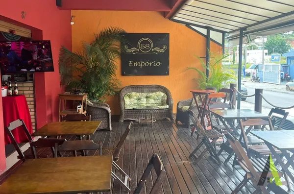 Empório Completo na Estrada do Vinho!