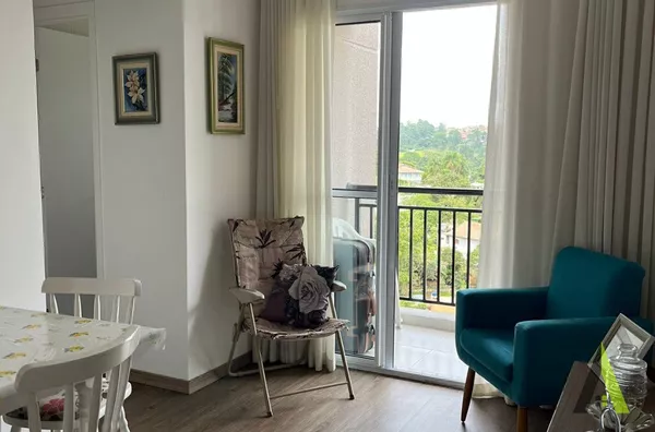 Apartamento com Varanda Gourmet em Mairinque!