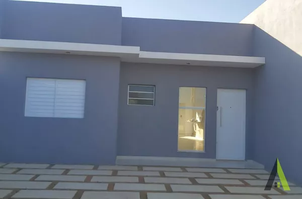  Casa Térrea com Design Moderno em Mairinque! 