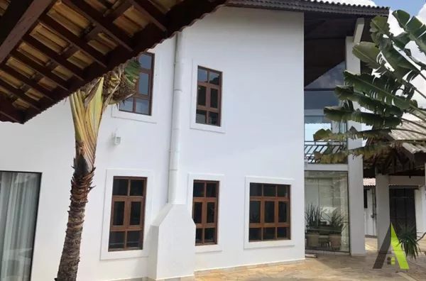 Casa em Bairro Nobre em São Roque! 