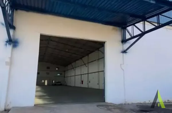  Galpão Industrial em São Roque!  