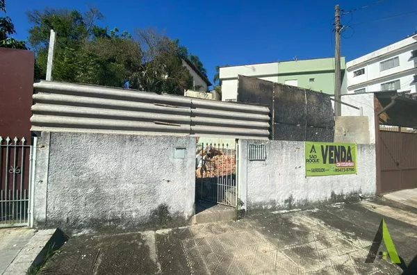 Terreno Plano em Bairro Tradicional em São Roque! 