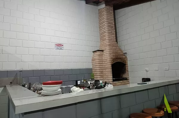 Chácara com Piscina em São Roque!