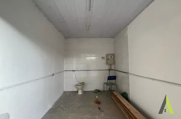 Box Comercial no Centro de São Roque! 