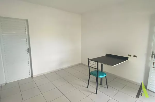 Apartamento Térreo em São Roque!