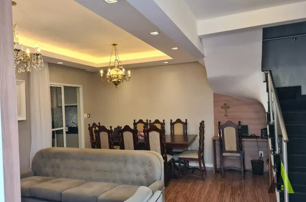 Casa em Condomínio Fechado em São Roque!