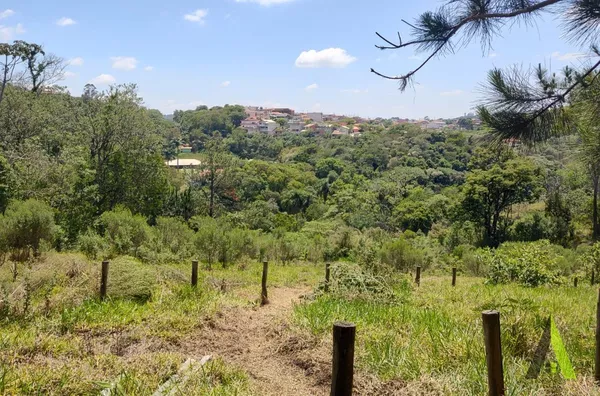 Terreno Incrível no Alto Da Serra em São Roque!
