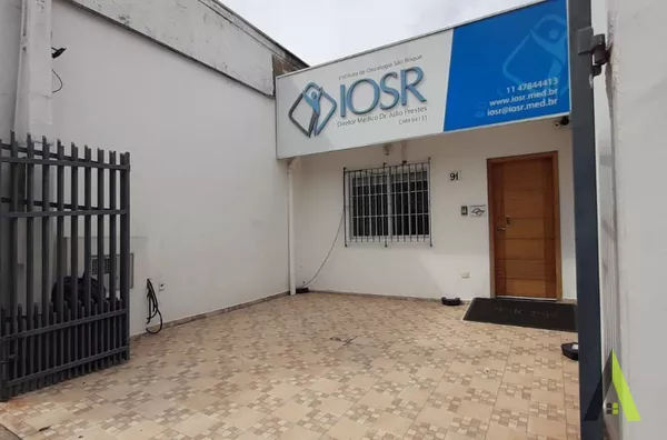 Ponto Comercial no Centro de São Roque! 