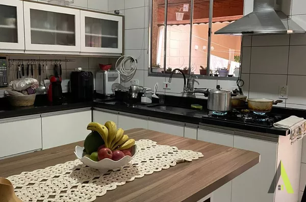 Casa em Condomínio Fechado de  São Roque!