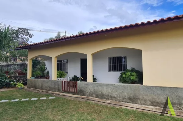 Chácara Próximo a Quintino de Lima em São Roque! 