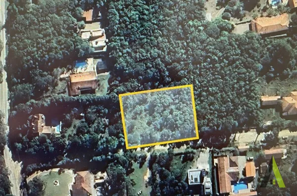 2 Terrenos Plano em Bairro de Chácaras  em São Roque!