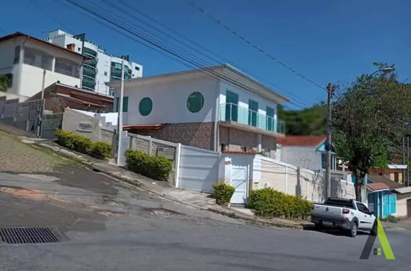 Ponto Comercial no Centro de São Roque!