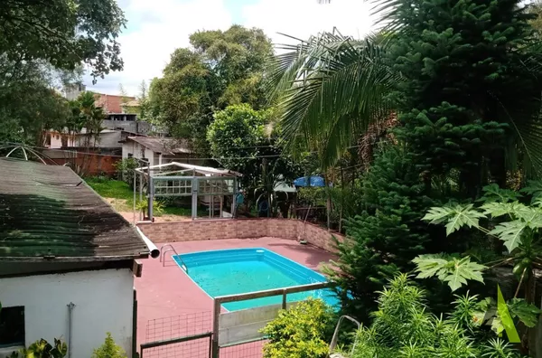 Chácara com Piscina em São João Novo! 