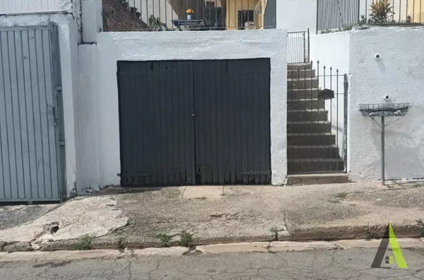 Casa Térrea Versátil em Localização Privilegiada de São Roque!