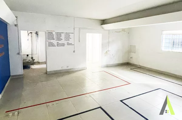 Ponto Comercial com 12 Salas no Centro de São Roque!