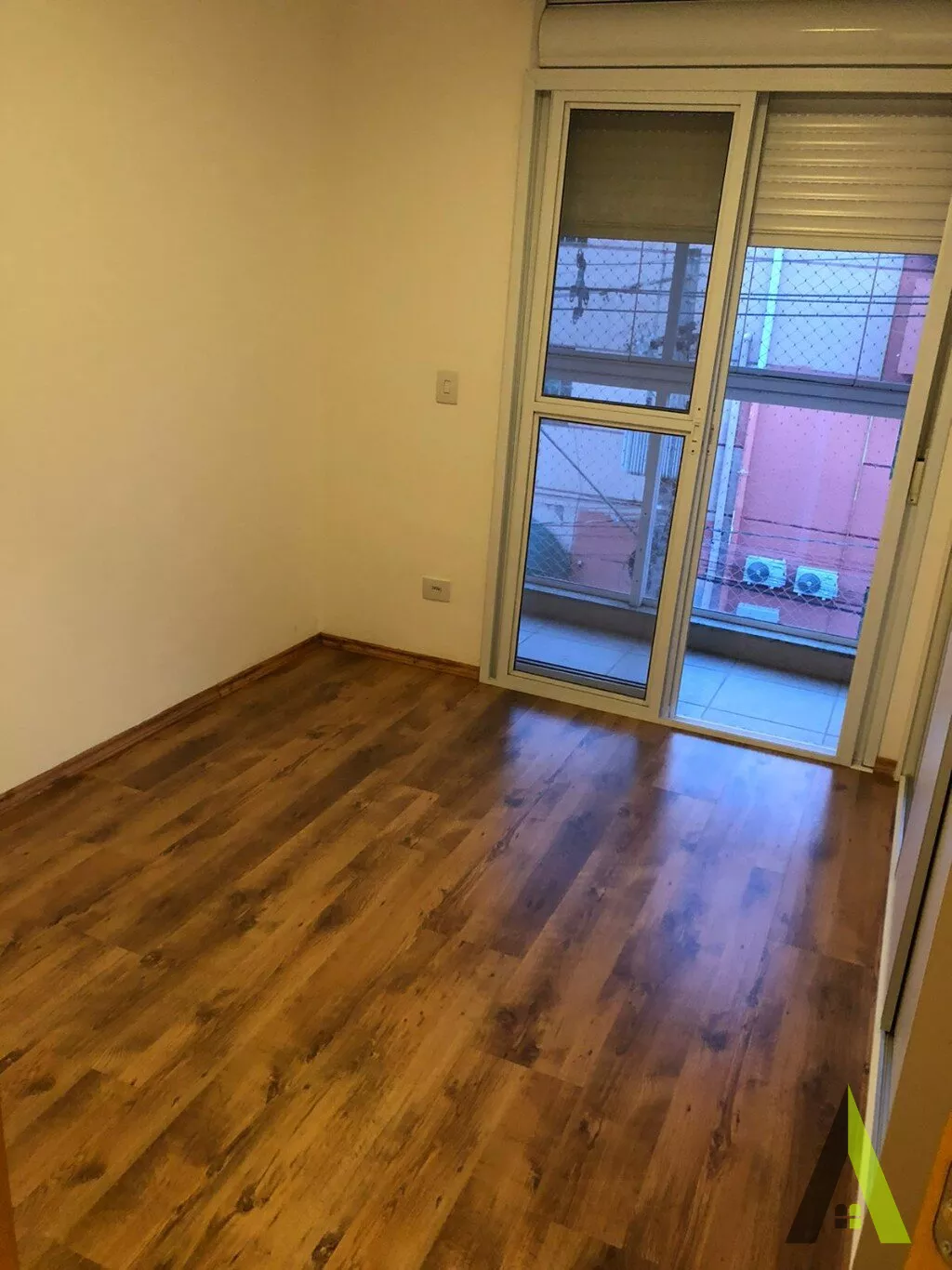 Apartamento com Acabamento de Primeira no Centro de So Roque! - AP99