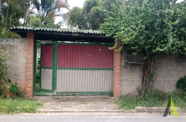 Chácara com Piscina em São João Novo! 