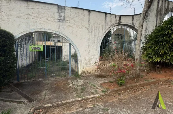 Casa em Bairro Nobre de São Roque!