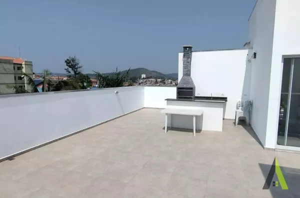 Apartamento Garden Rico em Porcelanato em São Roque! 