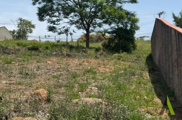 Terreno em Condomínio Fechado!