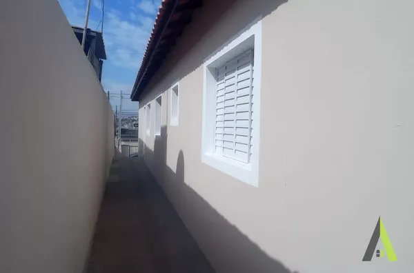 Casa Térrea com Design Moderno em Mairinque!