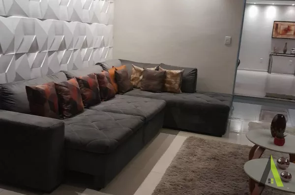 Casa em Condomínio Fechado de São Roque! 