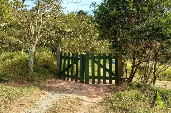 Chácara Próximo ao Centro de São Roque! 